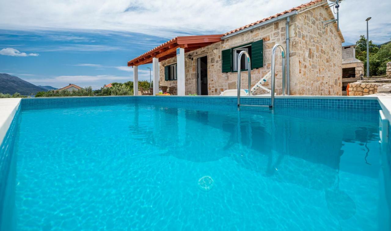 Vineyard House & Olive Grove House Villa ราชิตเช ภายนอก รูปภาพ